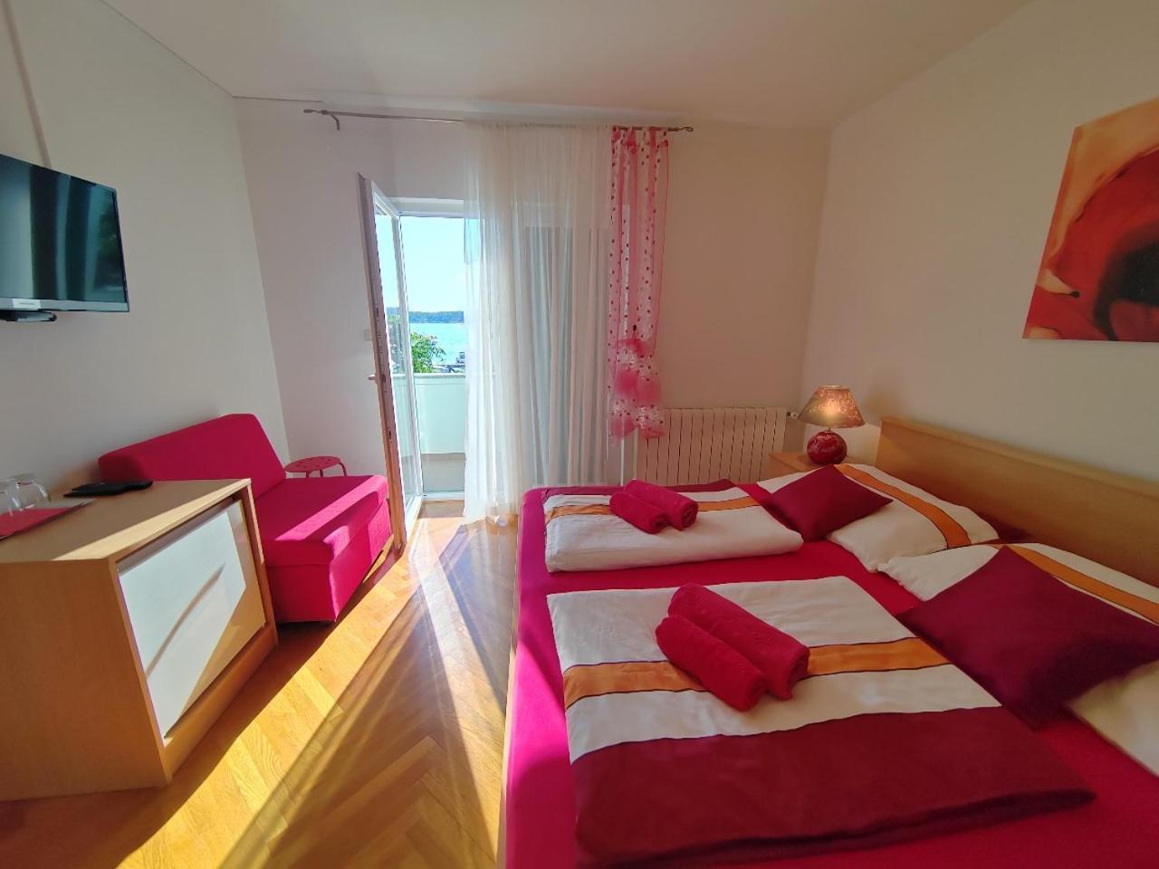 Room'S Brica Barbat na Rabu Exterior photo