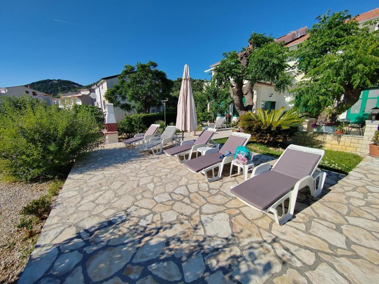 Room'S Brica Barbat na Rabu Exterior photo